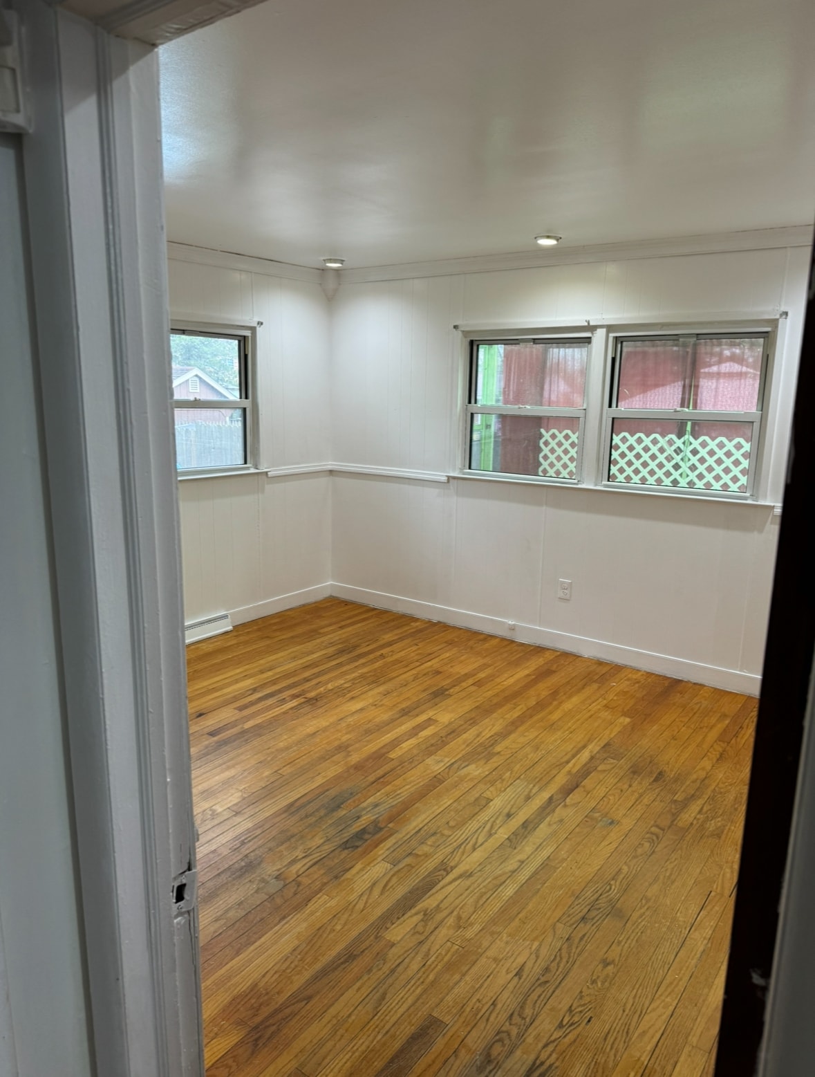 Building Photo - 3 Thomas St