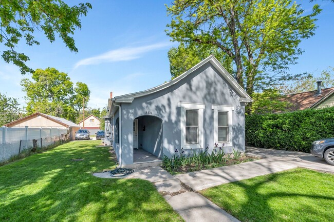 Building Photo - 854 S 700 E