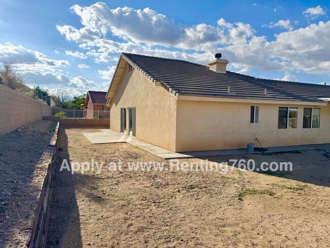 Building Photo - Spacious 4 Bed Home in Copper Hills Neighborhood!