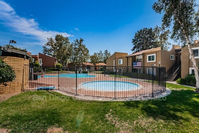 Building Photo - 17129 W Bernardo Dr