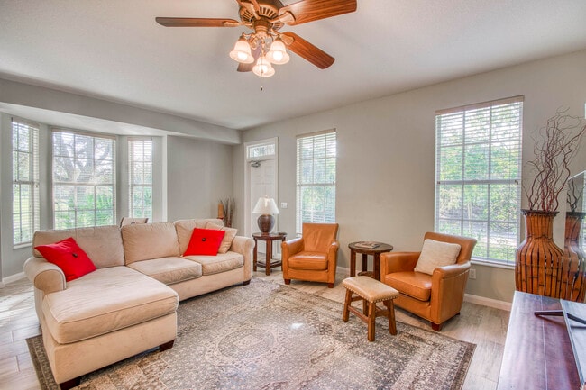 Building Photo - 148 Ashley Ct