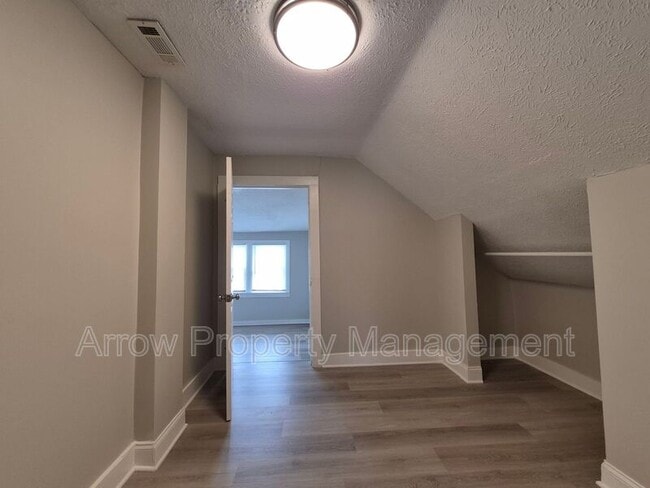 Building Photo - 2727 P St