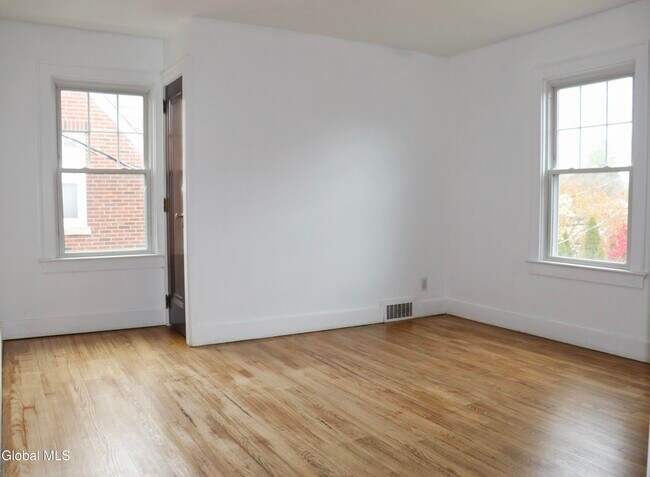 Building Photo - 647 New Scotland Ave