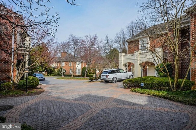 Building Photo - 7806 Fox Gate Ct