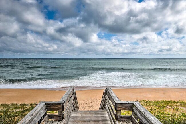 Building Photo - 51 Sand Dollar Dr