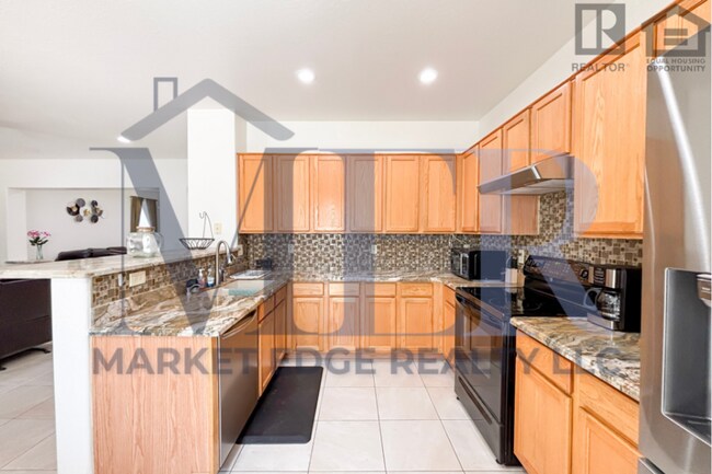 Building Photo - 4Bed/2Bath Furnished Home w/3 Car Garage! Move-In Ready on 05/28/2026! -- RV GATE!