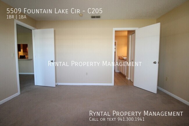 Building Photo - 5509 Fountain Lake Cir