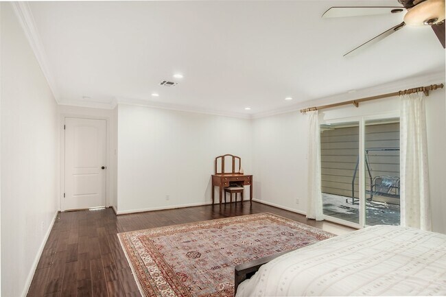 Building Photo - 354 Tealwood Dr