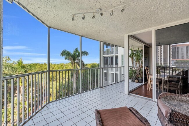 Building Photo - 5550 Heron Point Dr