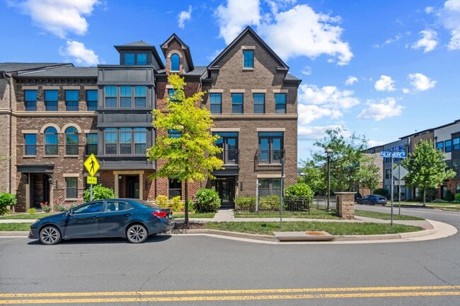 Building Photo - 22428 Philanthropic Dr