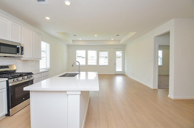 Building Photo - 9727 Rialto Hts Dr