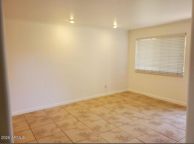 Building Photo - 3445 N 36th St