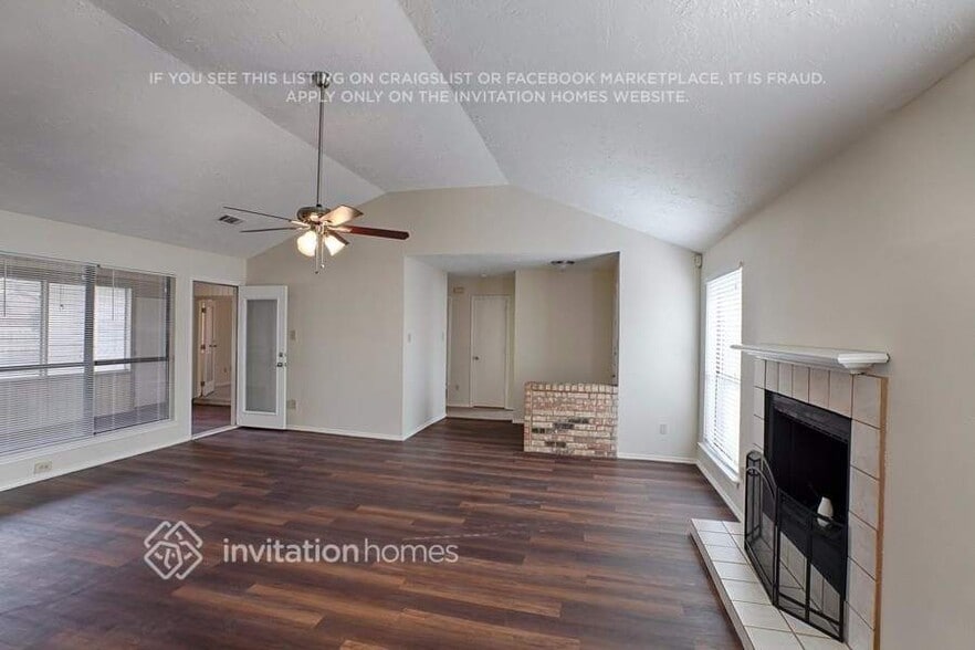 Building Photo - 1337 Colmar Dr