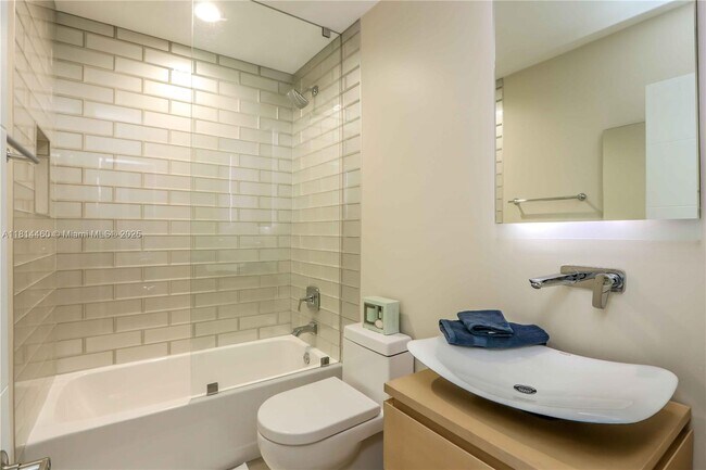 Building Photo - 16424 Briar Patch Pl
