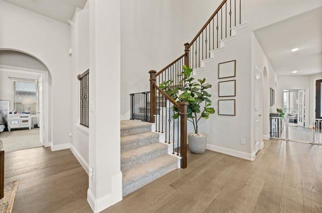 Building Photo - 811 Ridgehurst Rd