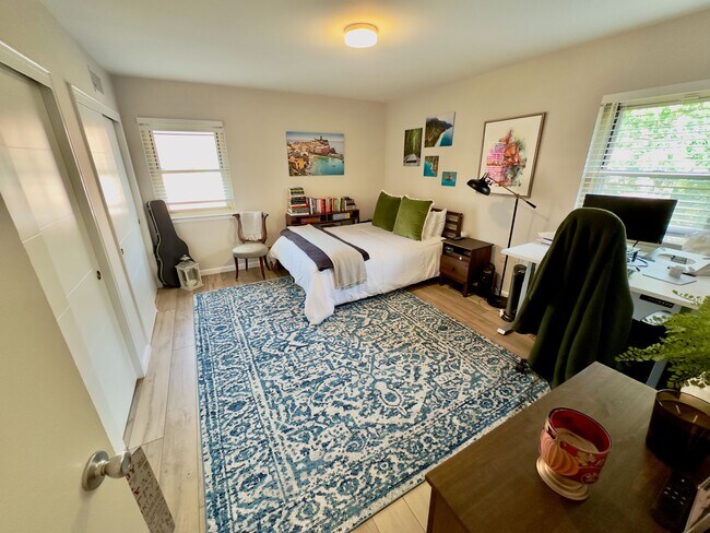 Building Photo - 361 Claremont Ave