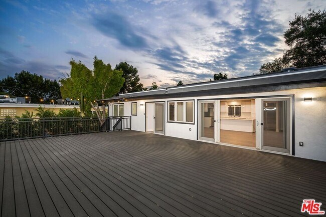 Building Photo - 1256 Stradella Rd