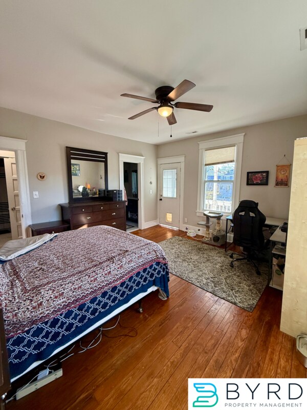 Building Photo - 3007 3rd Ave