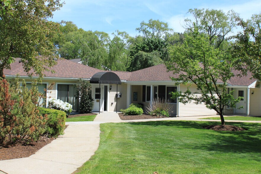 club house and fitness center - 10 Village Brook Ln