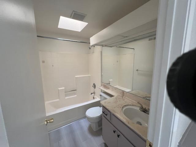 Building Photo - 2536 Woodlands Way
