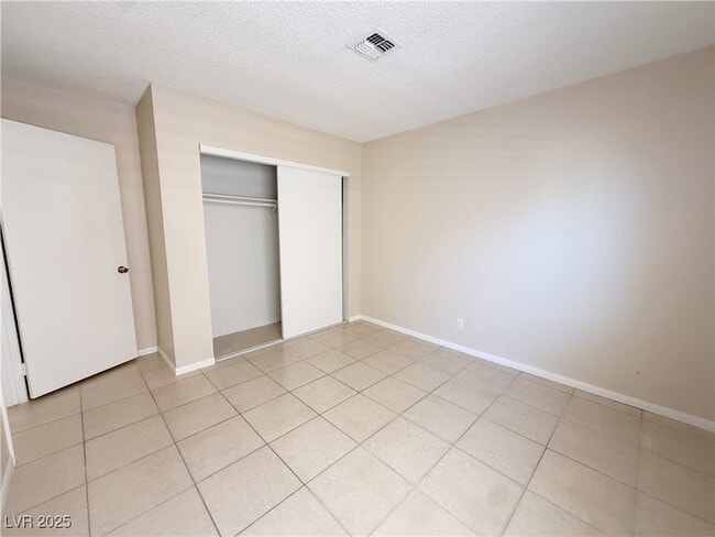 Building Photo - 6568 Gazelle Dr