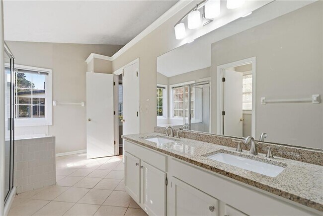 Building Photo - 3070 Bugle Dr