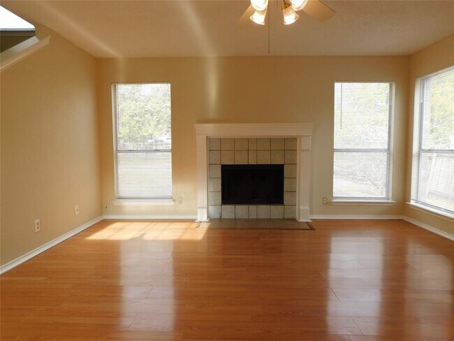 Building Photo - 716 Camp Fire Trail