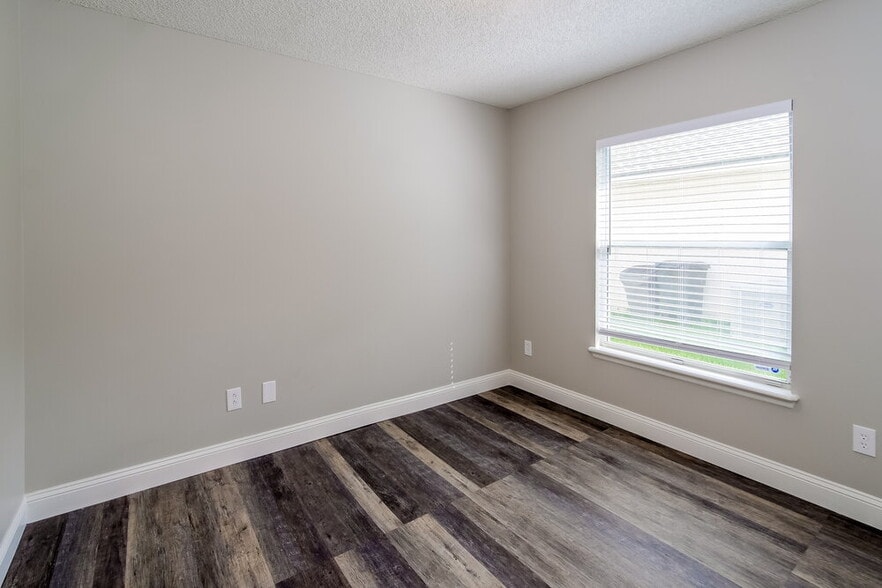 Building Photo - 294 Turtle Dove Dr