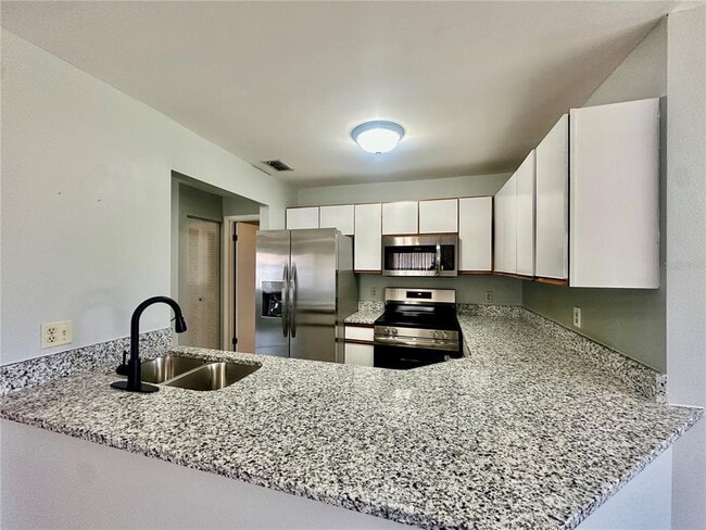 Building Photo - 7903 Waterview Way