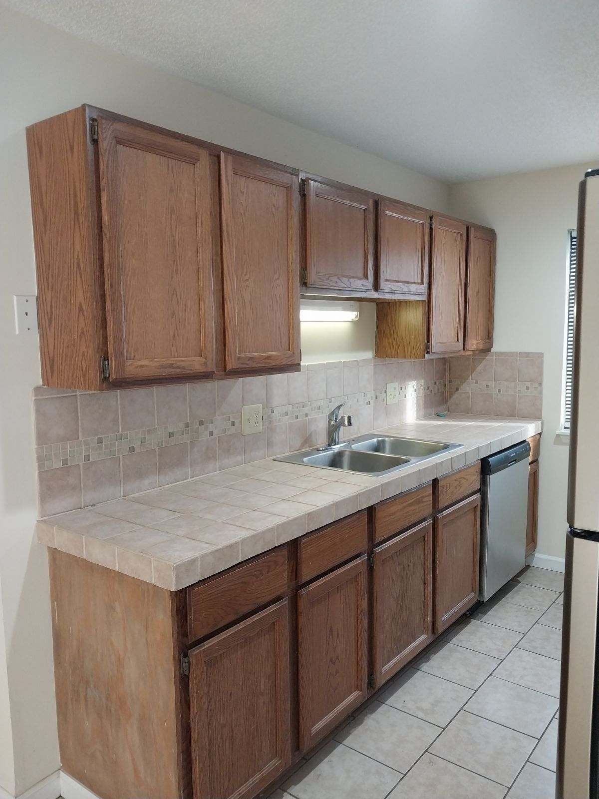 Building Photo - 106 Car Mol Dr