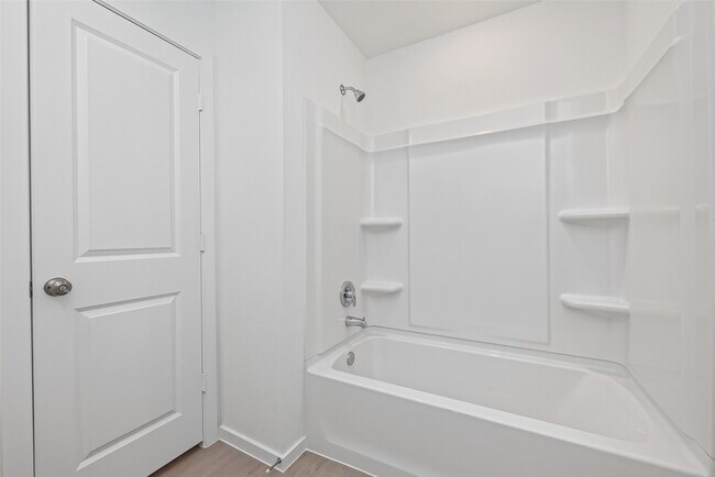 Building Photo - 25568 Rose Creek Dr