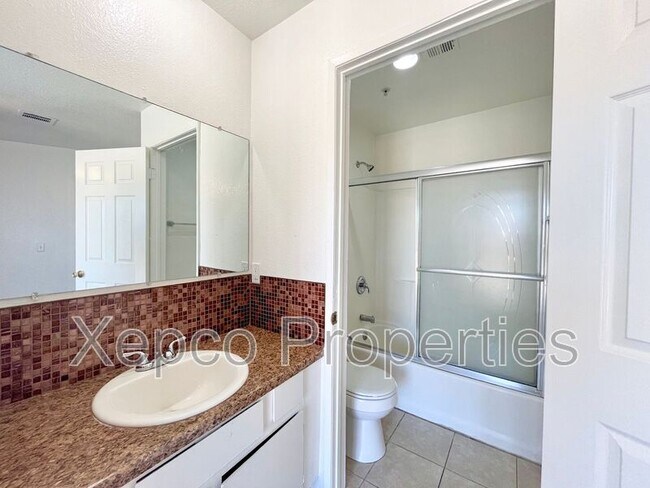 Building Photo - 13615 Verbena Dr