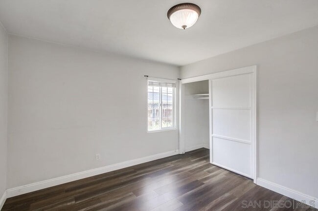 Building Photo - 6327 Newsome Dr
