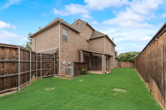 Building Photo - 1105 Haven Cir