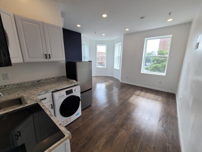Building Photo - The Jefferson Apartment