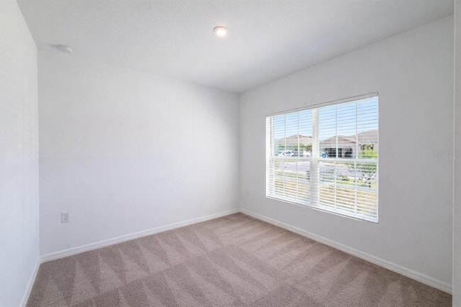 Building Photo - 5527 Tranquila Ln