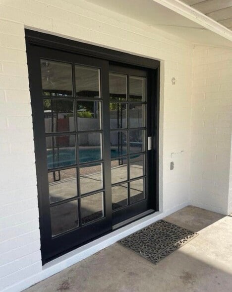 Building Photo - 1600 E Laguna Dr