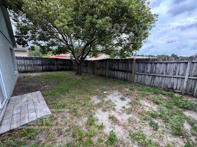 Building Photo - 3/2/1 in Orlando - Quiet Neighborhood