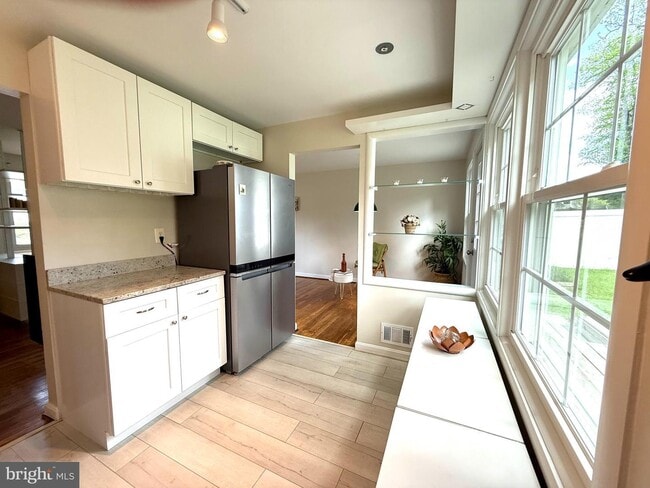 Building Photo - 3514 May St