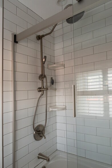 Building Photo - 159 State St