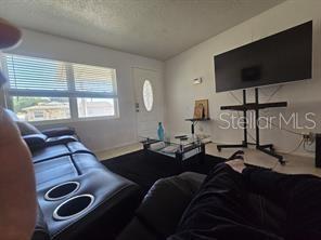 Building Photo - 2141 Harrison Dr