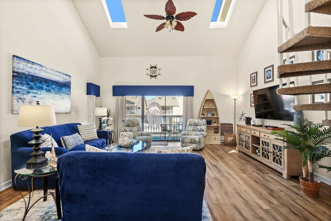 Building Photo - 1908 Hwy 17 S