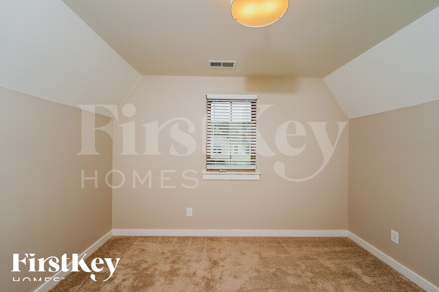 Building Photo - 4953 Natalie Way