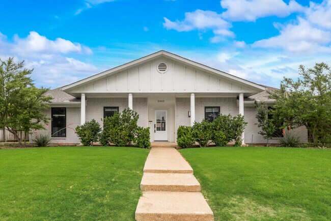 Primary Photo - 2605 Glenhaven Dr