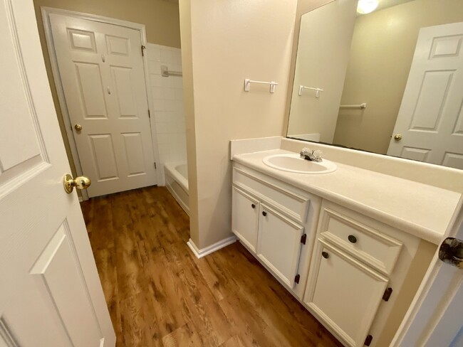 Building Photo - The Reserve at Woodbridge, Two Bedroom Con...