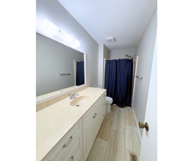 Building Photo - 8881 Millard Lee Ln