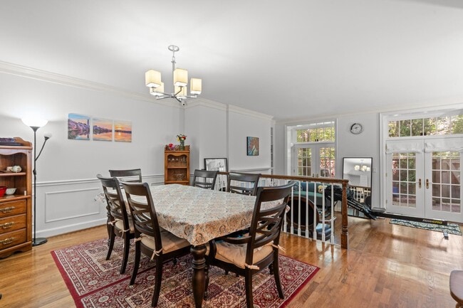 Building Photo - 4422 Westover Pl NW