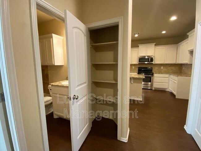 Building Photo - 11207 NW 114th St