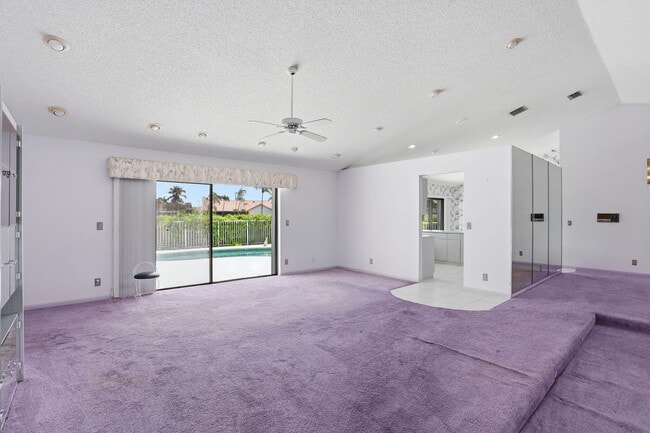 Building Photo - 9476 El Clair Ranch Rd