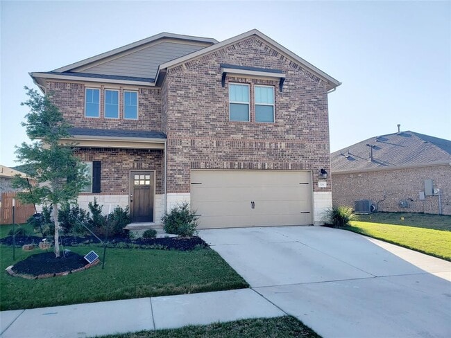 Primary Photo - 124 Peruvian Ln